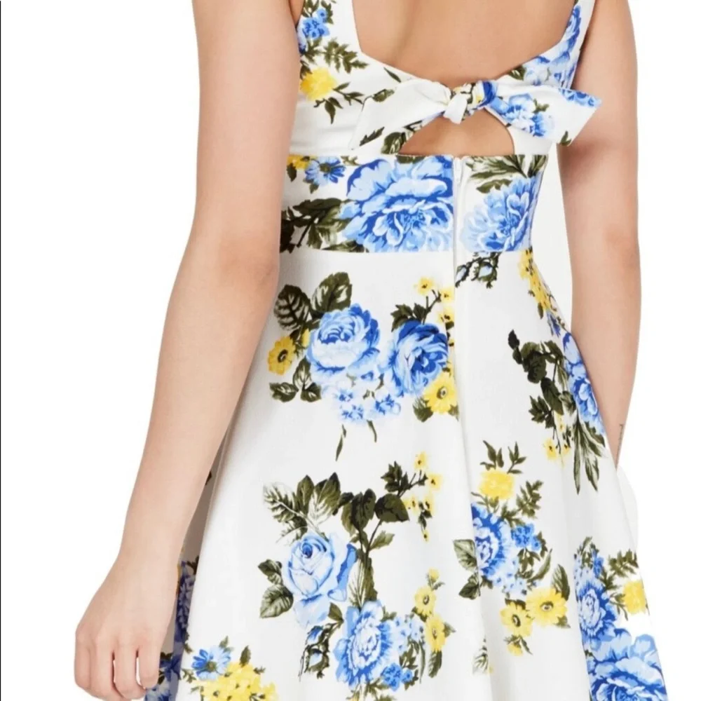 B. Darlin Dress Square Neck Floral Fit & Flare Dress Size Juniors 5/6 - Picture 2 of 8